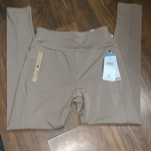 Therapy High Waisted Leggings with Slant Zipper Pockets - medium NWT - Picture 3 of 7